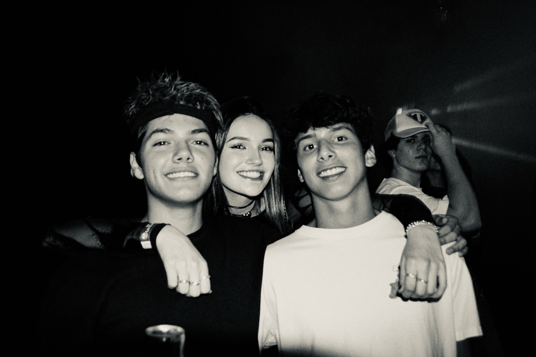 ARCHIVE — MAG
